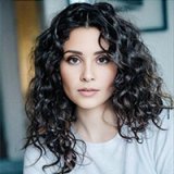 Алина Сулейманова